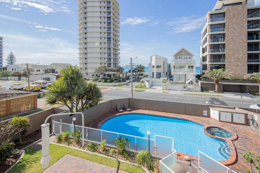 Bougainvillea Gold Coast Holiday Apartments Екстериор снимка
